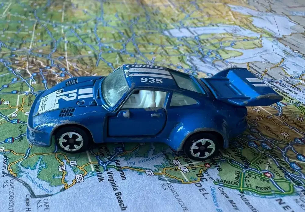 VINTAGE 1981 Kidco Porsche 935 Blue White Turbo Diecast Racing Car
